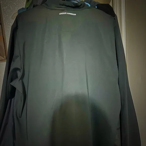 Under Armour Black Long Sleeve Top XL size - Picture 5 of 7